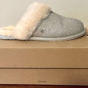 UGG Shearling Slippers. Size 9. New In Box.
